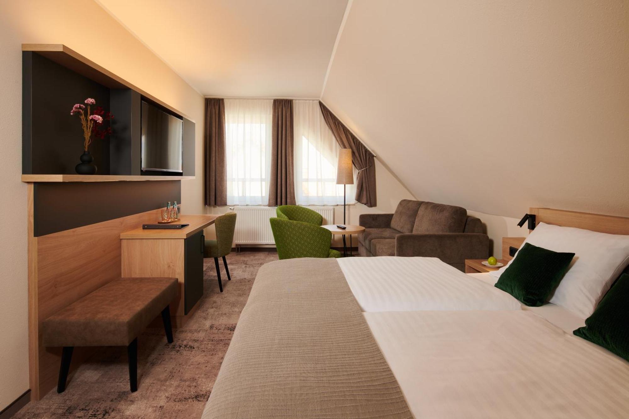 Parkhotel Neustadt Нойштадт Екстер'єр фото