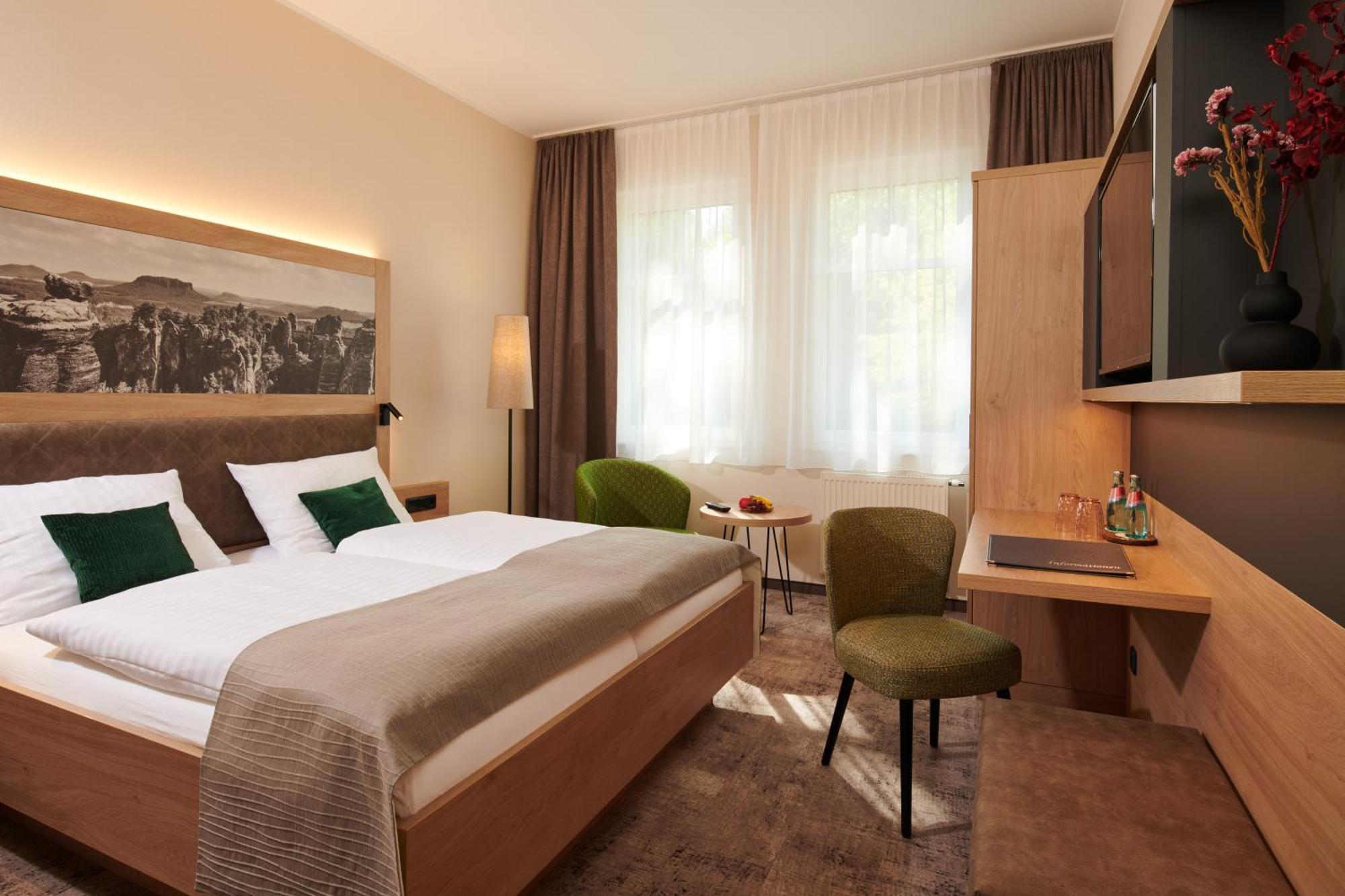 Parkhotel Neustadt Нойштадт Екстер'єр фото